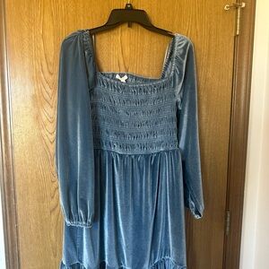 Blue Velvet Long Sleeve Dress